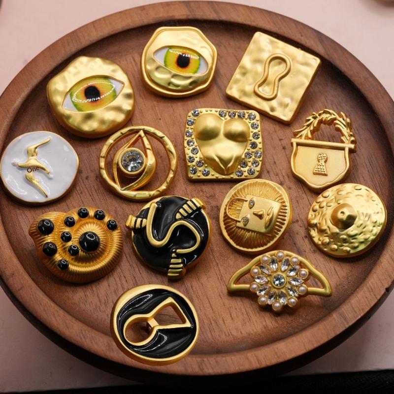 Craft Embellishment - Kancing Logam Vintage Berbentuk Hati dengan