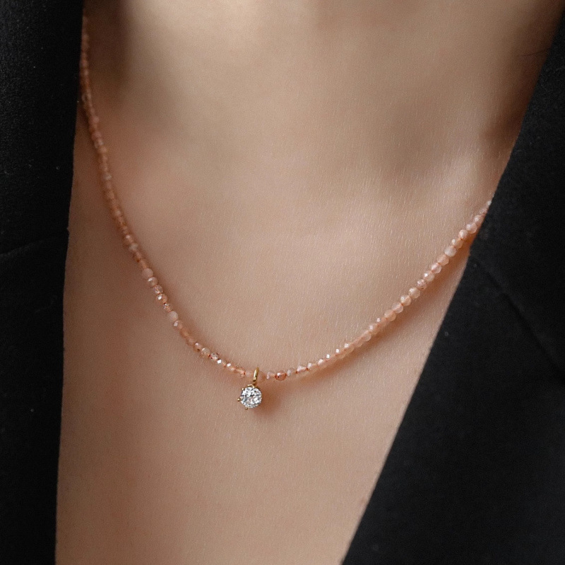 Kalung Liontin Zirkon Seksi Vi - Pearl Trim Chain ulasan dan harga